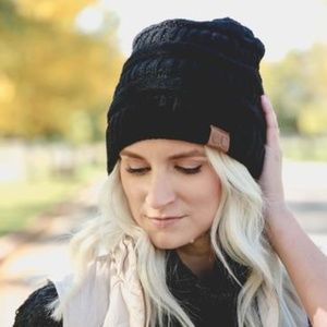 C.C. Slouch Knit Beanie-NAVY